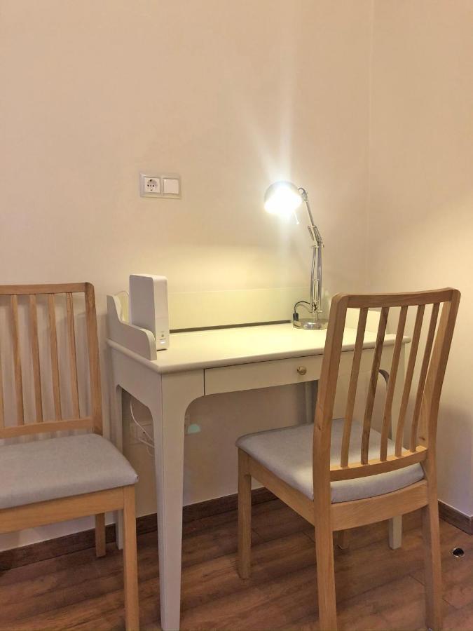 Modern Comfort In Historical Apartament *