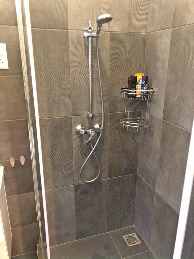 Modern Comfort In Historical Apartament